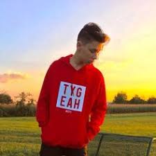 Inb4 literally thousands of keanu kinky mods. Keanu Rapp Net Worth