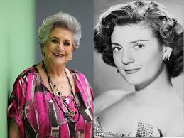 Enriqueta margarita lavat bayona (born february 23, 1929), known professionally as queta lavat, is a prominent mexican television actress and one of the most recognized actresses of the golden age of mexican cinema. Feliz Cumpleanos A La Actriz Queta Lavat Desde Mi Faro