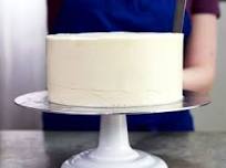 How to Layer and Crumb-Coat a Cake