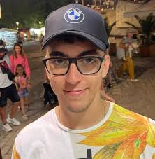 Yo, I have a quick question. Trying to slide a 318ti with stock LSD , but  the car always understeers, tried few different ways, doesn't seems to  work. Any ideas why ? (