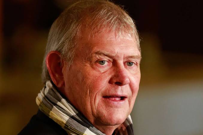 Australian Singer John Farnham Hospitalized After Cancer Diagnosis