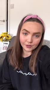 Lucinda Sumner's Instagram, Twitter & Facebook