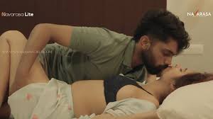 COUPLES CLOSE TOGETHER. HD - Arietta Young - EPORNER