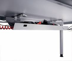 218 artikel für „schreibtisch kabelführung bei mercateo, der beschaffungsplattform für geschäftskunden. Https Www Xn Brombel Versand Ctb2h De Zubehoer 196 Kabelkanal Horizontal Abklappbar