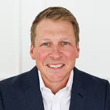 Sal Guzman's Instagram, Twitter & Facebook