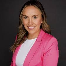 Eileen Trotta's Instagram, Twitter & Facebook