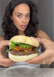 BURRITO & @Bloom Nutrition YUMMY #bloompartner #burrito