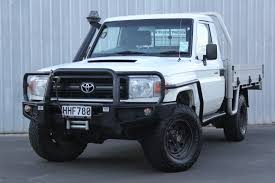 The hotly anticipated toyota landcruiser 300 series will reportedly reach japanese showrooms early next year, with the prado following around a year later. Toyota Landcruiser V8 70 Series 2014 Nz New 63000 00 Kilometres 63620 Body 2 Door White 4x4 Engine Diesel 8 Cylinders 4500 Transmission Manual History Nz New Owners New Plate Hhf780 Registration Aug 21 Wof May 22