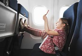 تذكرة لطفل على متن طائرة ما هو عمر الشراء وكم يبلغ عمر الأطفال من عمر 2 3 سنوات وحتى عمر 12 عام ا