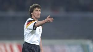 Fußball ist eine bekannte sportart und hat millionen von fans auf der. Die 50 Besten Fussballspieler Aller Zeiten