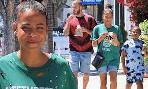 Christina milian was born christine flores on september 26, 1981 in jersey city, new jersey & raised in waldorf, maryland. Christina Milian Enjoys Fun In The Sun With Daughter Violet Eight And Boyfriend Matt Pokora In La Daily Mail Online