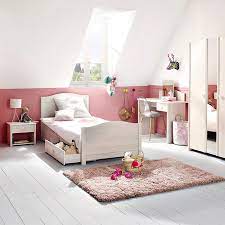 Deco chambre fille ado en rose or et compagnie en quelques idees chambre fille rose image source @ deavita.fr. Comment Decorer La Chambre De Votre Enfant Le Top 21 Blog But