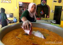 Resepi gulai tempoyak patin versi perak. Kancil Raja Patin Kampung Bangau Temerloh Malaysia Food Travel Blog