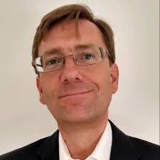 Dan Statham's Instagram, Twitter & Facebook