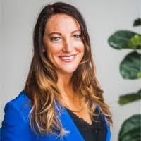 Melissa Stedman's Instagram, Twitter & Facebook