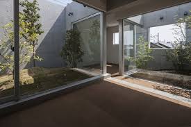 These spaces may seem unnecessary with front and back yards, but they offer a zen like quality that can bring a tremendous amount of pleasure to the homeowner. Architect Visit K2yt S Indoor Garden House In Tokyo Gardenista