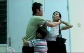 Beliau adalah kakak kandung dari istri kedua pamanku. Kisah Nyata Wanita Yang Tutup Rapat Perselingkuhannya 16 Tahun