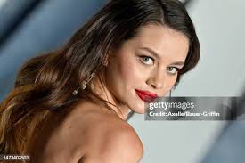 475 fotos e imágenes de alta resolución de Lydia Jones