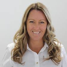 Shannon Lemay's Instagram, Twitter & Facebook