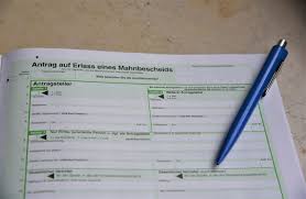 Sie müssen den erlass eines mahnbescheides beantragen. Vordruck Uber Postweg Amtsgericht Uelzen