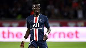 Join the discussion or compare with others! Paris Saint Germain Nach Neymar Fallt Auch Idrissa Gueye Fallt Verletzungsbedingt Aus Goal Com