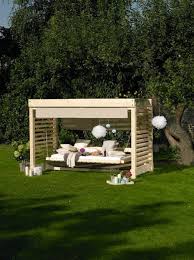 Hollywoodschaukel Filmreif Hier Geht S Zur Anleitung Www Toom Baumarkt Meh Garten Palettengarten Gartenschaukel