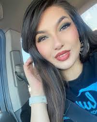 Felicia Fulton's Instagram, Twitter & Facebook