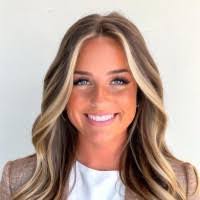 Emily Schwendemann's Instagram, Twitter & Facebook