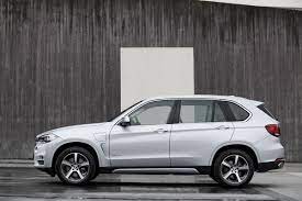 The bmw x5 xdrive40e claims up to 85.6mpg and emissions of 77g/km of co2. 2016 Bmw X5 Review Ratings Specs Prices And Photos The Car Connection