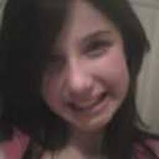 Rachael Ritter's Instagram, Twitter & Facebook