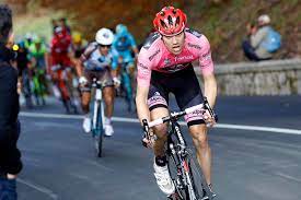 Sunweb's tom dumoulin has retained the pink jersey, albeit with a significantly reduced advantage, after an extraordinary and controversial stage 16 of the giro d'italia. Tom Dumoulin S Giro D Italia Rivals Say He S Racing To Win After Mountain Test Cycling Weekly