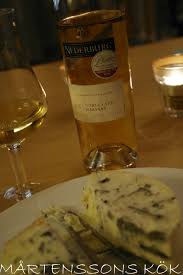 Fruktig doft med inslag av vattenmelon, örter, persika, smultron och blodapelsin. Martenssons Kok Vin Och Ost Sill Och Snaps