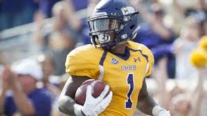 Mary hardin baylor v east texas baptist tigers. Mary Hardin Baylor Defeats St Thomas In Ncaa Diii Quarterfinals Kcentv Com