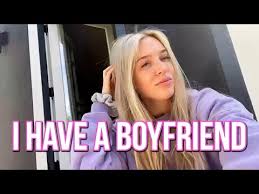 Werkzeug und baumaterial für profis und heimwerker. Who Is Slim Shady Alex Cooper And Mysterious Lovers