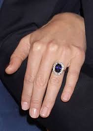 Middleton's sparkler tops the list of the world's 20 most famous engagement rings. Kate Middleton Engagement Ring How Princess Diana Chose Ring In Shocking Way Express Co Uk