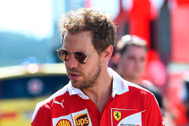 Sebastian vettel should be back to his usual longer hair by the start of the season in bahrain. Formel 1 Sebastian Vettels Frisur Entwicklung Bilder Autobild De