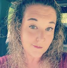 Michelle Lorson's Instagram, Twitter & Facebook