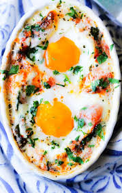 Baked Eggs In Tomato Spinach Cream Sauce Eating European Recipe In 2020 Spinach Cream Sauce Baked Eggs Full Meal Recipes