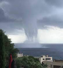 #tromba marina #early music #may want to build one. Video Meteo Tromba Marina Gigantesca A Bastia In Corsica Meteogiornale It