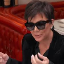 Kris is funny 😄 #krisjenner #khloekardashian #kdashcentral #kendallje...