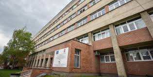 Patru cadre medicale şi zece pacienţi din secţia de hematologie a spitalului clinic judeţean de urgenţă din sibiu au fost infectaţi cu noul coronavirus, a în urma datelor comunicate de direcţia de sănătate publică sibiu, în cadrul secţiei de hematologie a scju a fost identificat un focar de infecţie. 9i Fg6nkbaxe7m