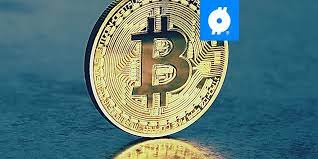 Bitcoin price hits new record high as market cap nears $1 trillion. 2rk0suuosx0v3m