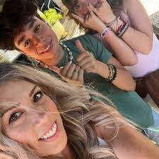 Alberto Cendejas's Instagram, Twitter & Facebook