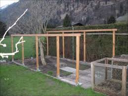 Wenn kaninchen die toilettenbecken aus kunststoff annagen, müssen sie ausgewechselt werden. Hasengehege Im Garten Selbst Gebaut Youtube