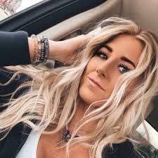 Sadie Griggs's Instagram, Twitter & Facebook