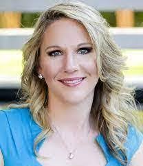 Carol Burland's Instagram, Twitter & Facebook