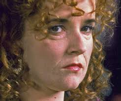 Fox, christopher lloyd, lea thompson, crispin glover and thomas f. Plastic Surgery Makeups Boob Jobs Lea Thompson In Back To The Future Part Ii Themakeupgallery