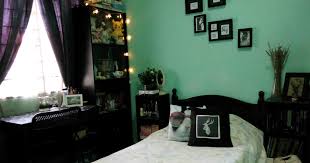 Kami kongsikan idea deko bilik tidur anak yang sangat menarik untuk anda jadikan rujukan menghias bilik anak anda. Idea Dekorasi Bilik Tidur Anak Remaja