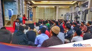 Bantuan awal persekolahan (bap) ini bertujuan untuk meringankan beban perbelanjaan persekolahan pada awal tahun yang ditanggung oleh ibu bapa bersekolah di sekolah kerajaan (sk) dan sekolah bantuan kerajaan (sbk). Ngaji Lagi Bareng Ustaz Naruto Di Surabaya Begini Keseruannya