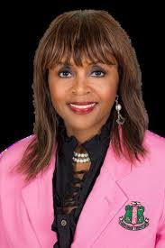 Lori Cade's Instagram, Twitter & Facebook